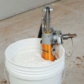 location pompe enduit